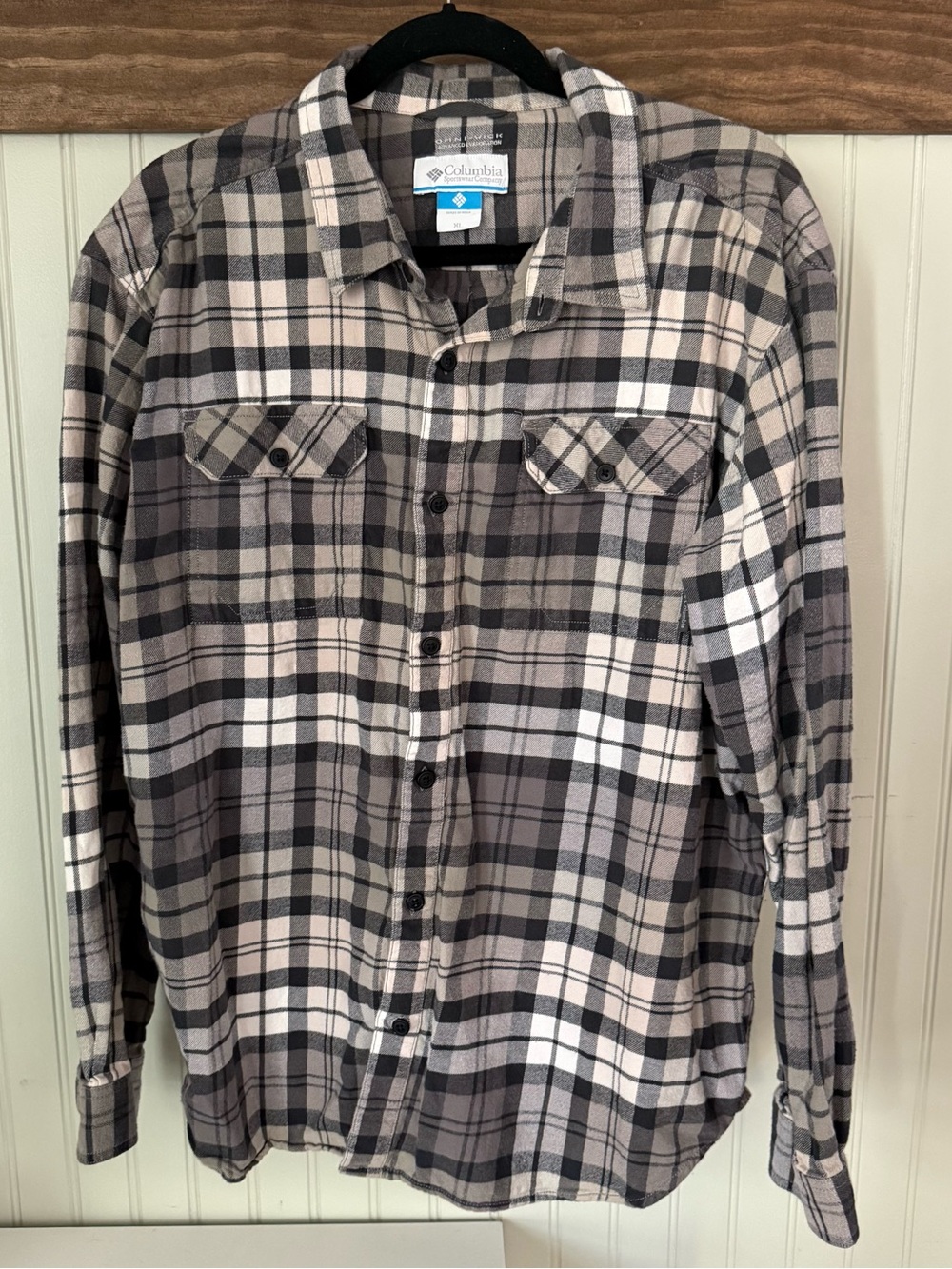 Columbia Men’s Beige and Gray Plaid Button-Down Shirt